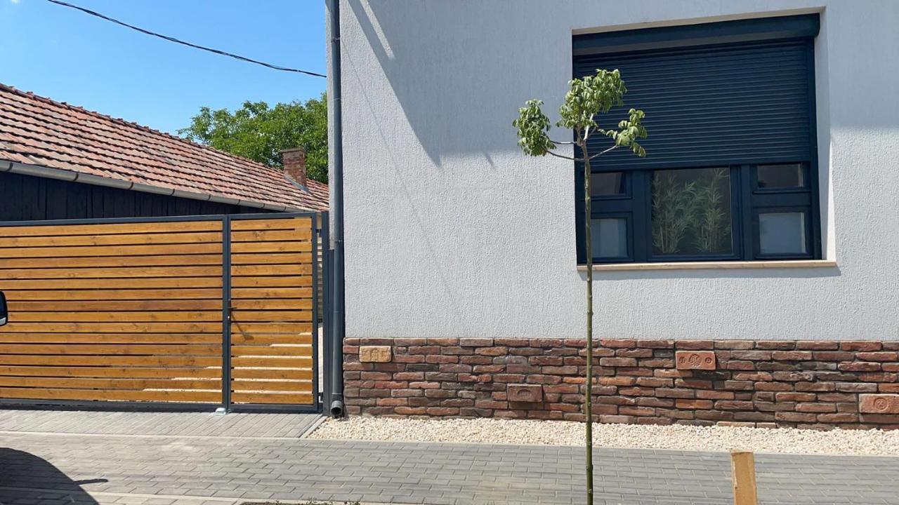Ráday 4 Apartmanok - Zendaya Hajdúszoboszló Exterior foto